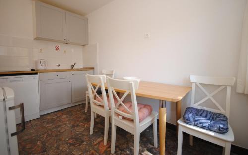 Cove Rogacic House | Rooms Dilk