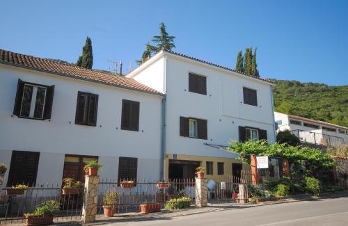 Cove Rogacic House | Rooms Dilk