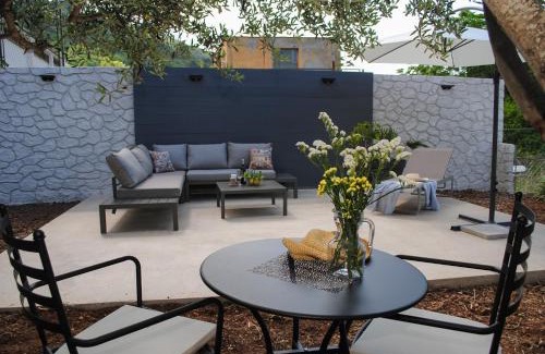 Cove Rogacic House | Rooms Dilk