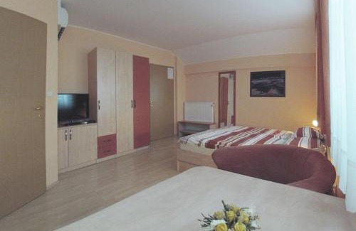 Cerknica Bed & Breakfast | Rooms En Krajcar