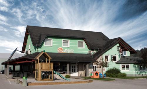 Cerknica Bed & Breakfast | Rooms En Krajcar