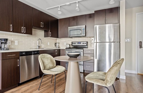 Theatre District Apartment | Roomy Chinatown/Theater District 1BR w/Gym & W/D, nr T, by Blueground