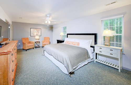 Sea Scape Resort | Roomy Condo w/ Indoor Resort Waterpark & Largest Outdoor Pool in the Outer Banks