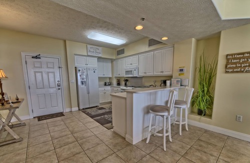 Thomas Drive Condo | Roomy Condo with Pool and Beach Access - Unit 0502 by RedAwning