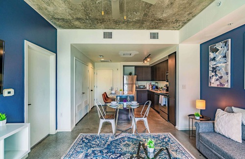 Evans Churchill Apartment | Roosevelt Row APT in CDT with Gym+Pool+Parking+W/D