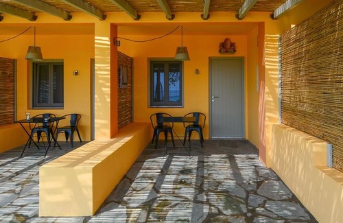 Kipri Apartment | Rooster Guesthouse Rooms