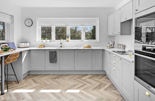 Dawlish Warren House | Roosters - Private home from home, close to beach