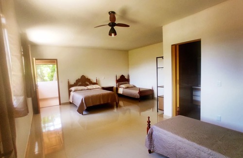 Socorro House | Root Farm (33 Guests)