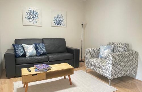 South Fremantle House | Rosa's Place Close To South Beach