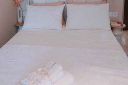 Kounoupidiana Apartment | RosaMaria's Garden