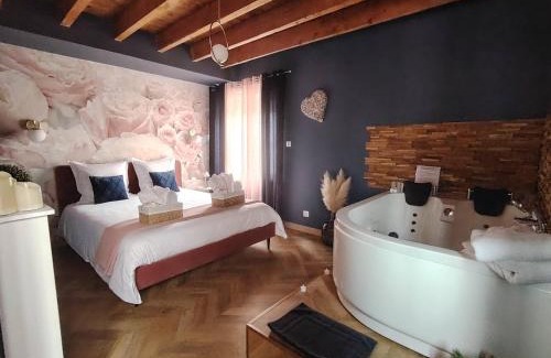 Saint-Martin-en-Bresse Apartment | Rose & Blue Spa proche Chalon S/Saône et Beaune