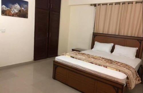 Gulshan-E-Jamal House | Rose Palace Guest House Gulshan