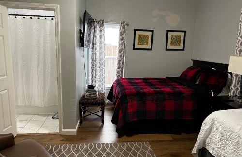 Wadley House | Rose