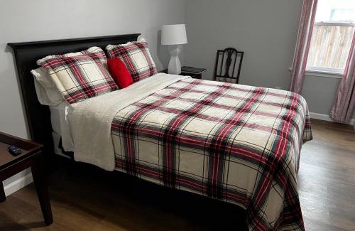 Wadley House | Rose