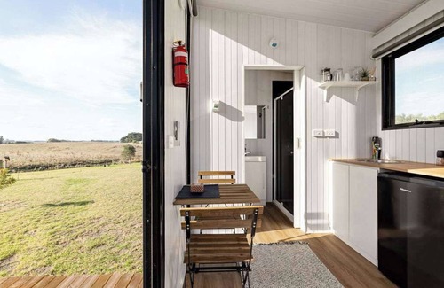 Rosebrook House | Rosebrook Riverviews by Tiny Away