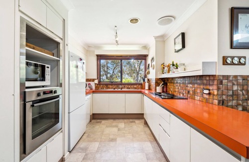 Blackheath House | Rosella Retreat | Perfect getaway for family and friends