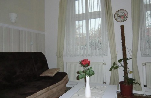 Schonebeck Apartment | Rosenflair 4 - [#127970]