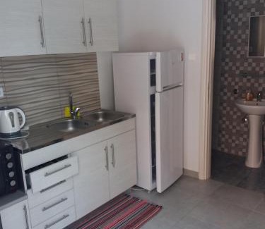 Nea Moudania Apartment | Roses Studio 1