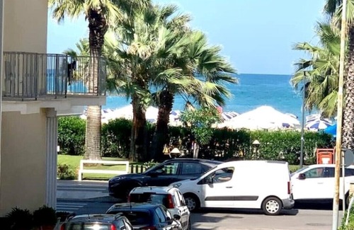 Roseto degli Abruzzi Apartment | Roseto Beach Escape Entire Apartment - Steps From the Beach
