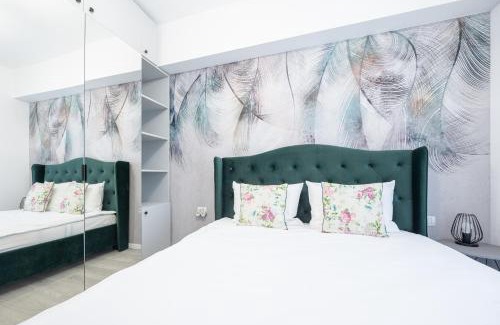Oradea Apartment | Rosewood Gold