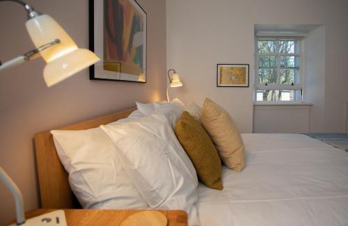 Roskhill House | Roskhill House