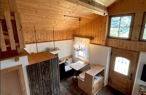Stans House | Rossweid Huette