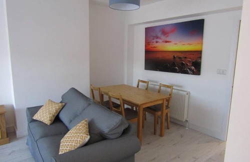 Rottingdean Apartment | Rottingdean, 2 bed, views to woods, free parking