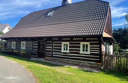 Cervena Voda House | Roubenka Kailas