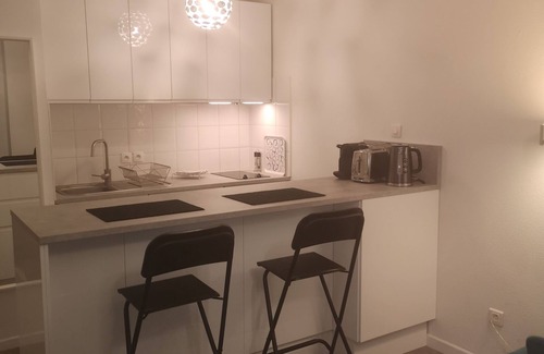 Canteleu Apartment | ROUEN apartment with swimming pool parking in secure residence.