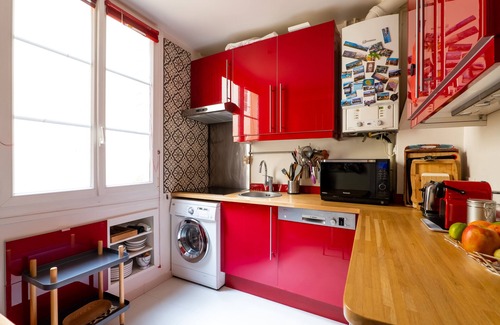 Val-de-Grace Apartment | Rouge and Rose, by Veeve