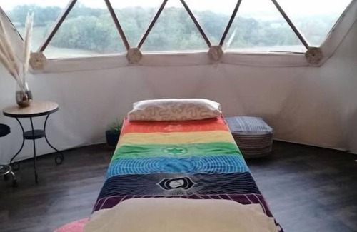 Puymaurin Cabin | Roulotte et Spa, vue sur les Pyrénées à Puymaurin