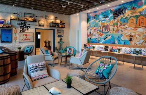 Jumeirah Hotel | Rove La Mer Beach, Jumeirah