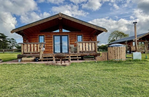 Upper Sapey House | Rowan - Tedstone Log Cabins