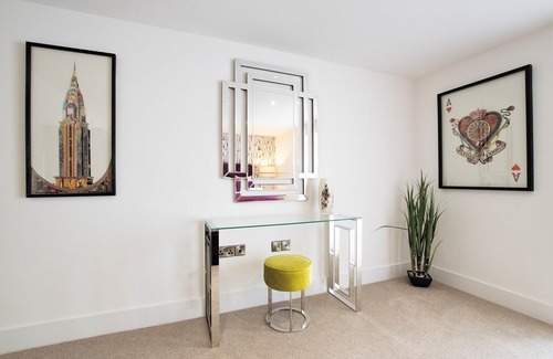 Cotham Apartment | Rowan Tree - Your Apartment