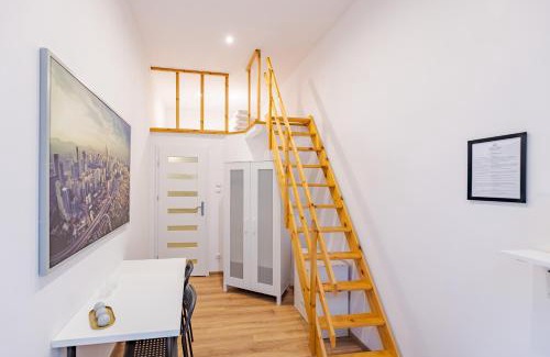 Srodmiescie Apartment | Royal Aparthotel Piotrkowska 92