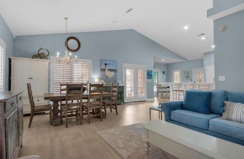Crystal Shores House | Royal Bahamian by Newman-Dailey