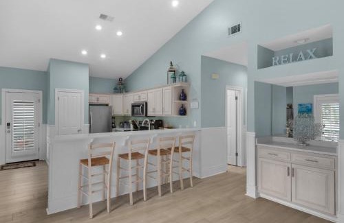 Crystal Shores House | Royal Bahamian by Newman-Dailey
