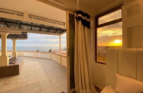 Bouvet Island Apartment | Royal Beachfront Apartments with pool and beautiful ocean views in Mombasa