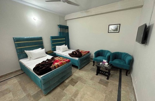 Lahore House | Royal Chalet Family Guest House