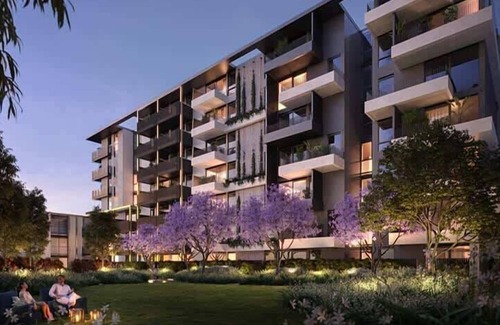 Caulfield North Apartment | Royal Executive Living - Garden Executive Home