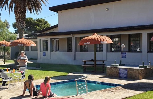 Willowmore Hotel | Royal Hotel Willowmore