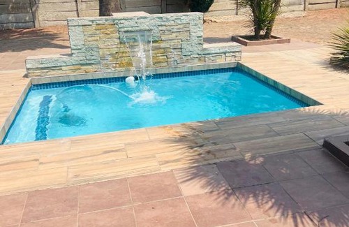 Vereeniging House | Royal Nest Guest House