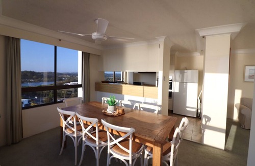 Palm Beach Apartment | Royal Palms Uninterrupted Views