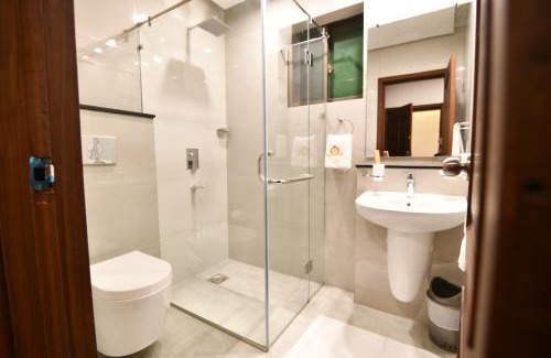 F-6 Sector House | Royal Regency Hotel