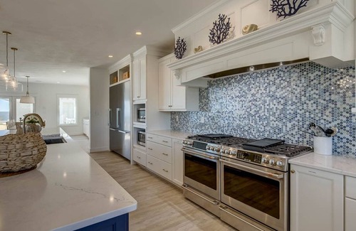 Sandbridge House | Royal Shell North | Oceanfront | Private Pool and Hot Tub