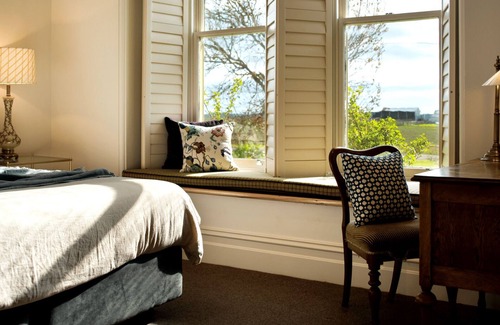 Daylesford House | Royal Standard Farm (With Car Parking)