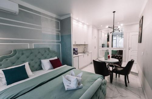 Kyiv Apartment | Royal Tower VIP Smart Apartments 1