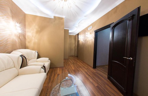 Zaporozhye Hotel | Royal