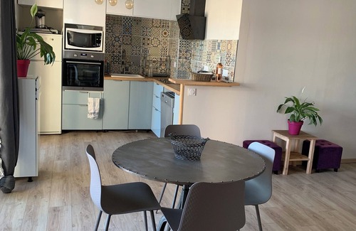 Royan Apartment | Royan 2 rooms center with beautiful sea view 400 m from beaches and market