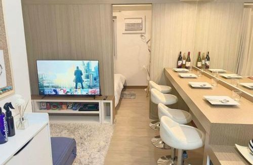 Novaliches Apartment | Royce Staycation - Trees Residences Cozy unit with PS4